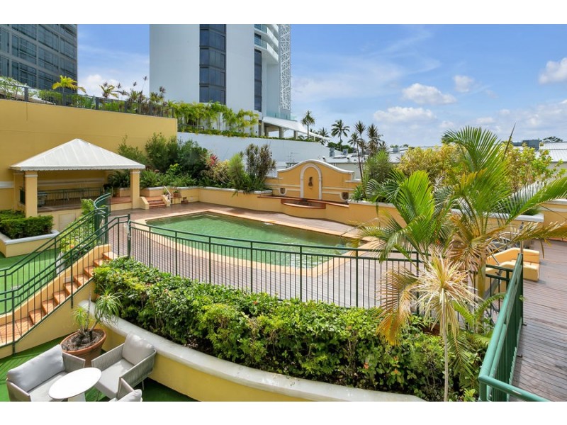 23/62 Abbott Street, Cairns City QLD 4870