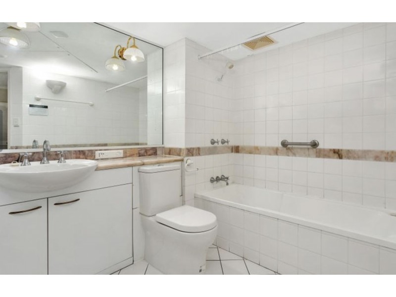 20/62 Abbott Street, Cairns City QLD 4870