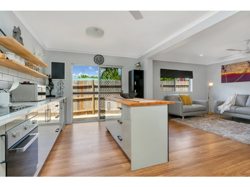 5 McKinlay Street, Whitfield QLD 4870