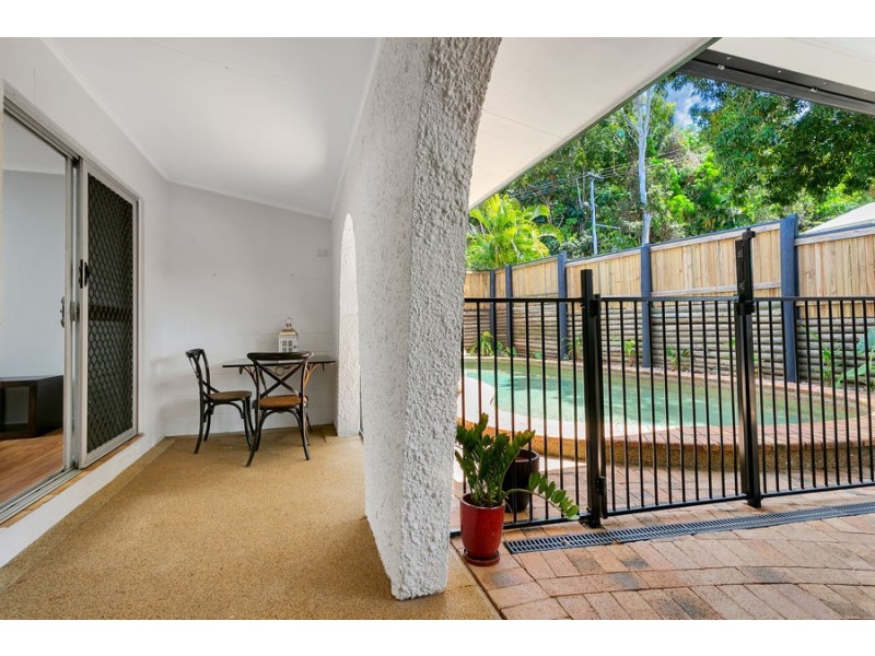 5 McKinlay Street, Whitfield QLD 4870