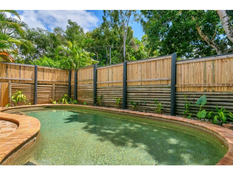 5 McKinlay Street, Whitfield QLD 4870