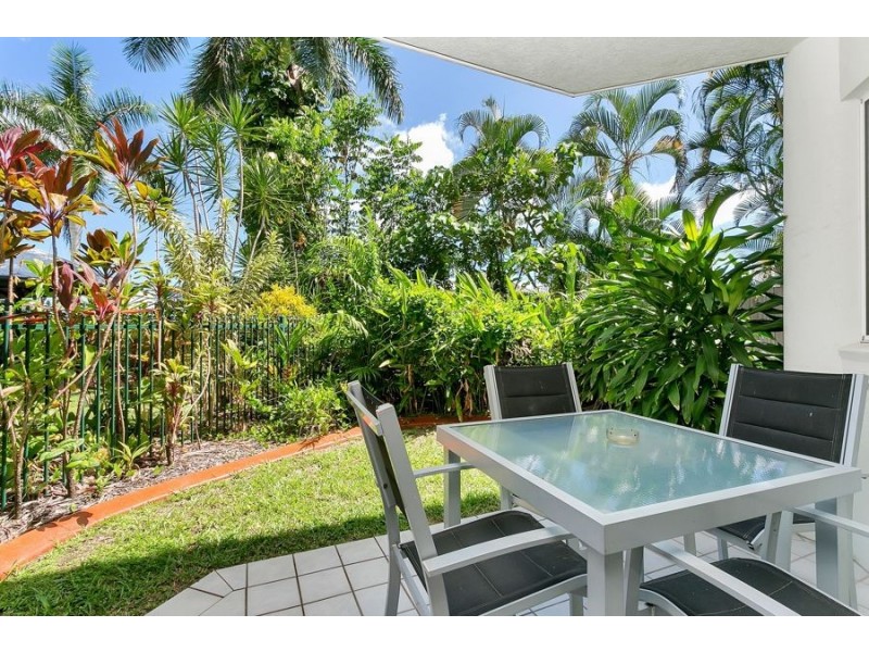 3 17a Upward Street, Cairns City QLD 4870