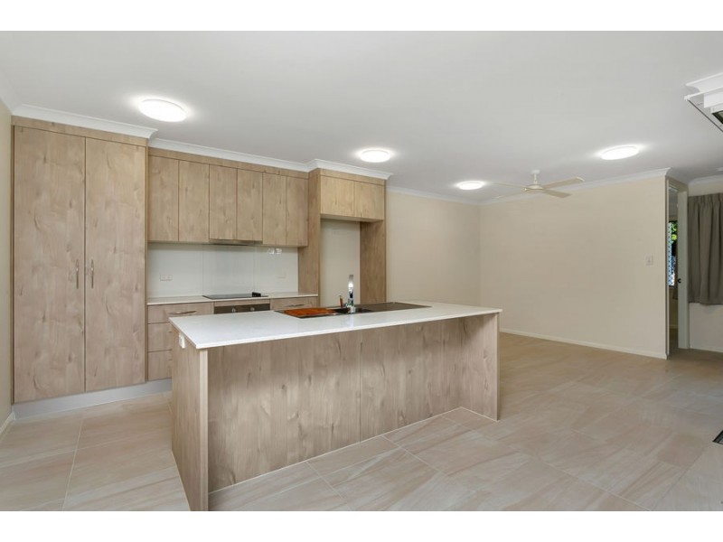 3 Ainscow Drive, Bentley Park QLD 4869