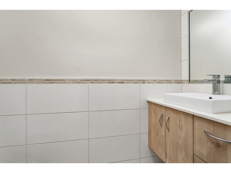 3 Ainscow Drive, Bentley Park QLD 4869