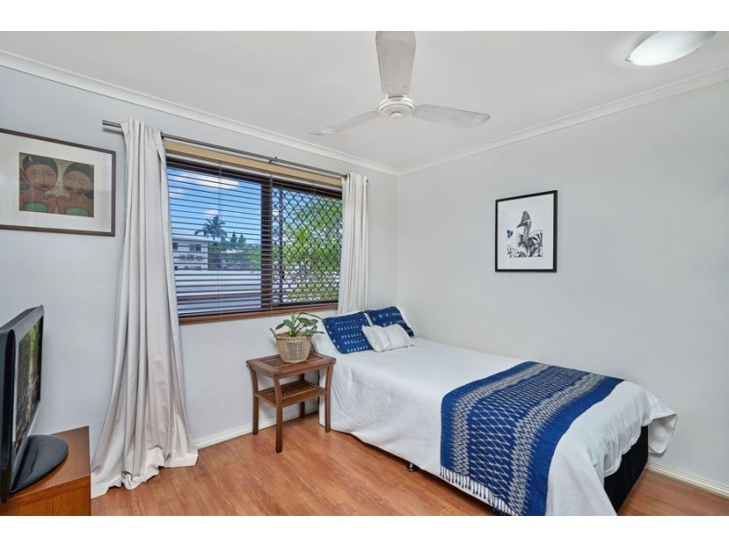 11 285-291 Esplanade, Cairns North QLD 4870