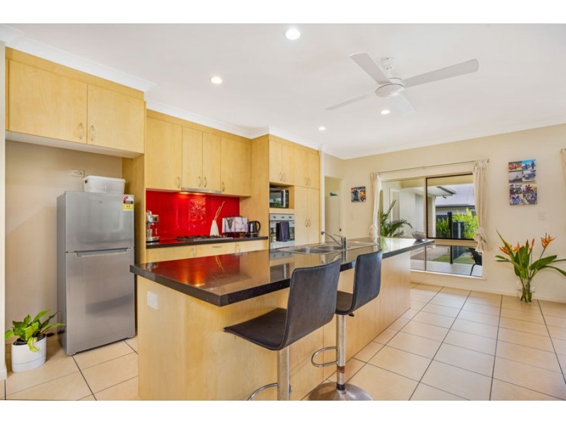91 Gamburra Drive, Redlynch QLD 4870