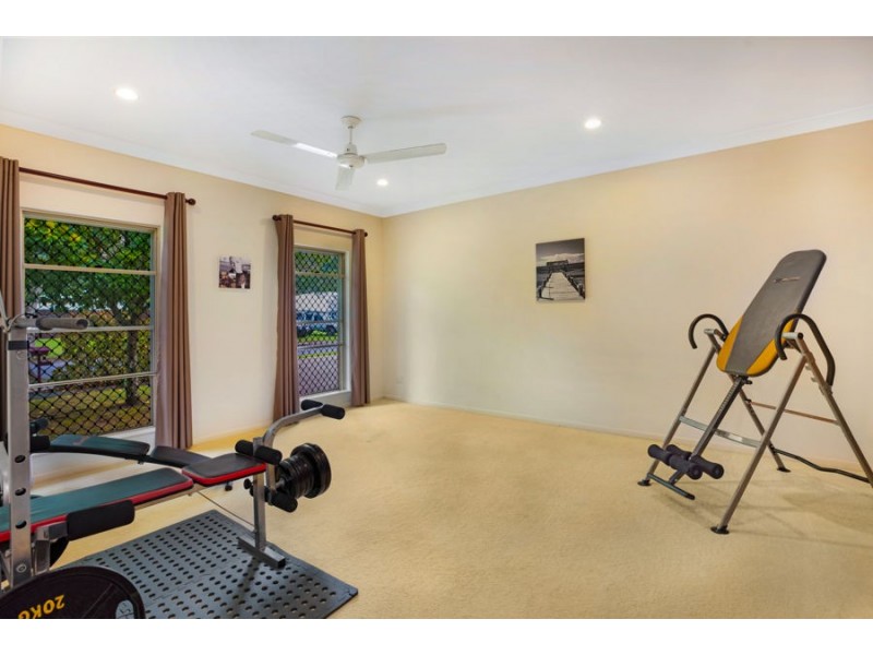 91 Gamburra Drive, Redlynch QLD 4870