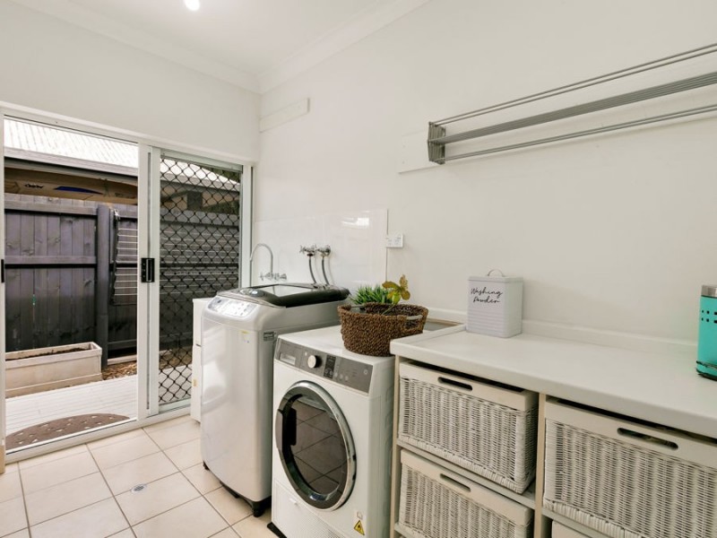 8 Avoca Close, Kewarra Beach QLD 4879