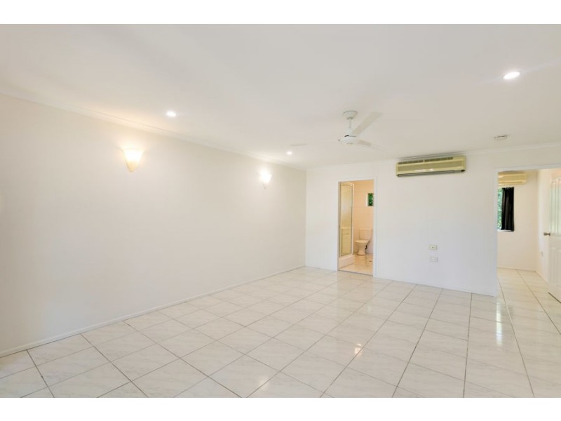 16 192-196 Mann Street, Manunda QLD 4870