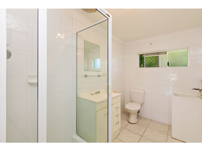 16 192-196 Mann Street, Manunda QLD 4870