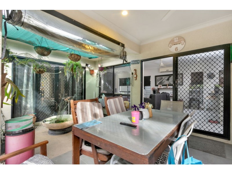 7 Flagstone Terrace, Smithfield QLD 4878