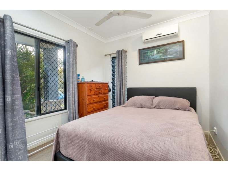 7 Flagstone Terrace, Smithfield QLD 4878