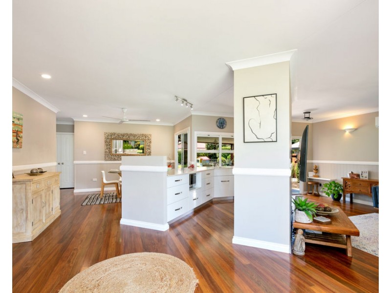 10 Greenford Close, Brinsmead QLD 4870