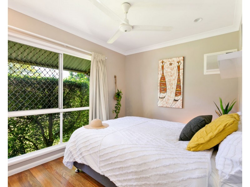 10 Greenford Close, Brinsmead QLD 4870
