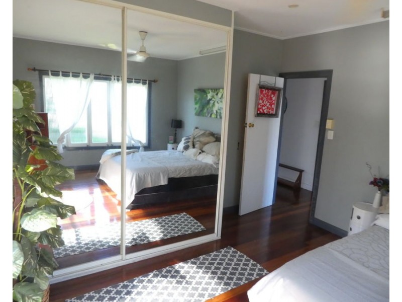 59 Morehead Street, Bungalow QLD 4870