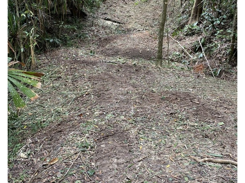 L36 Waterfall Place, Jubilee Heights QLD 4860