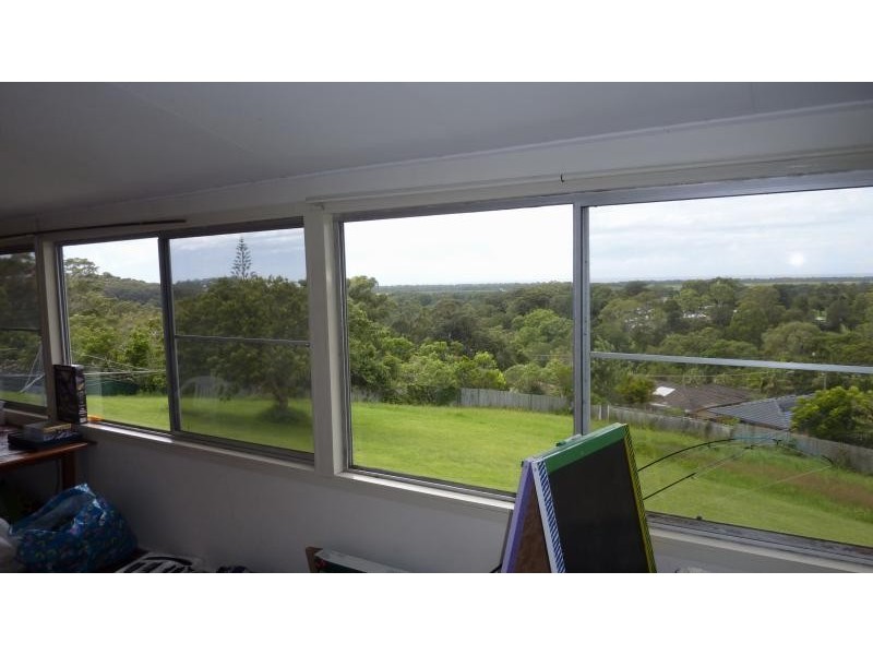 27 Raleigh St, Coffs Harbour NSW 2450