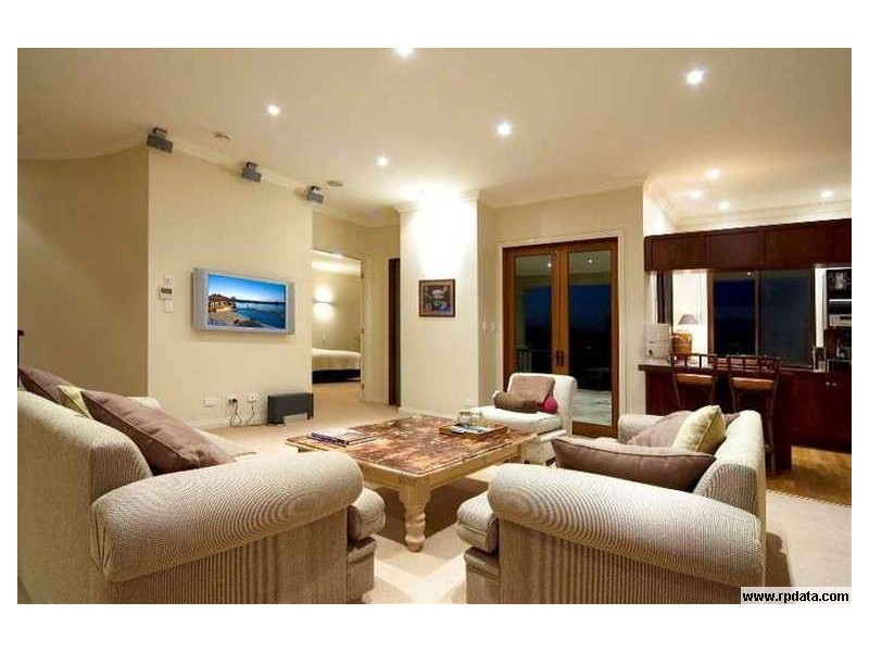 3121 Riverleigh Drive, Hope Island QLD 4212