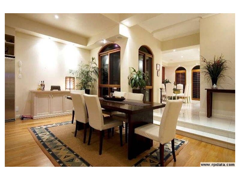 3121 Riverleigh Drive, Hope Island QLD 4212