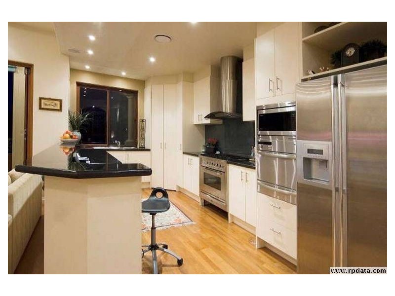 3121 Riverleigh Drive, Hope Island QLD 4212