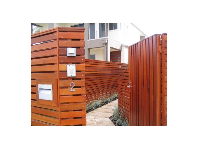 Paradise Point QLD 4216