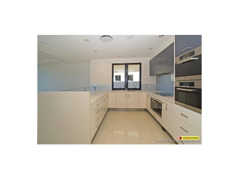 Paradise Point QLD 4216