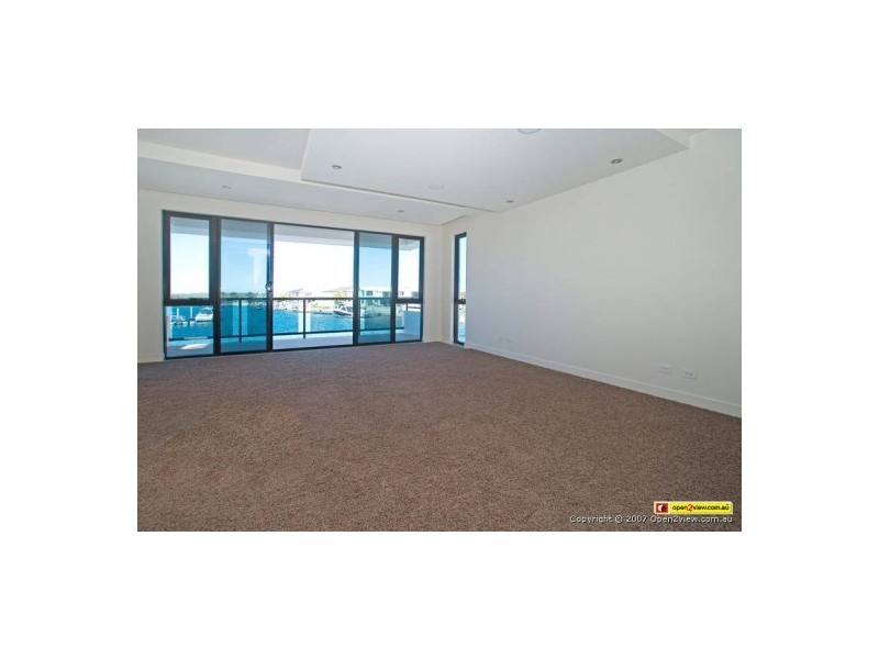Paradise Point QLD 4216