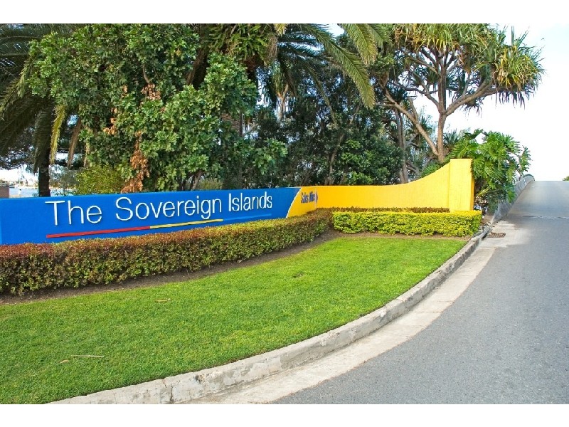 Paradise Point QLD 4216