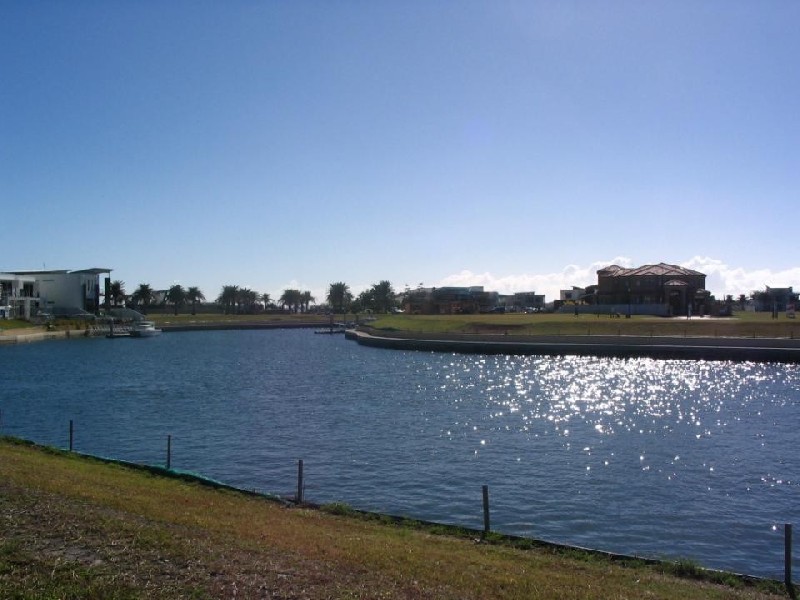 Paradise Point QLD 4216