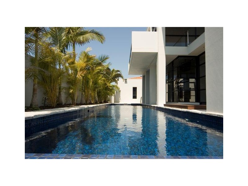 Hope Island QLD 4212