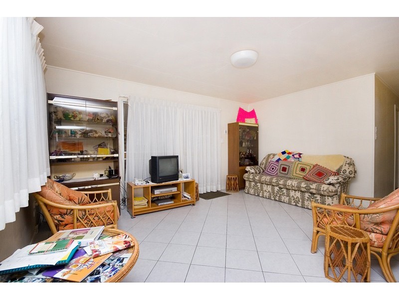 27 Nankeen Avenue, Paradise Point QLD 4216