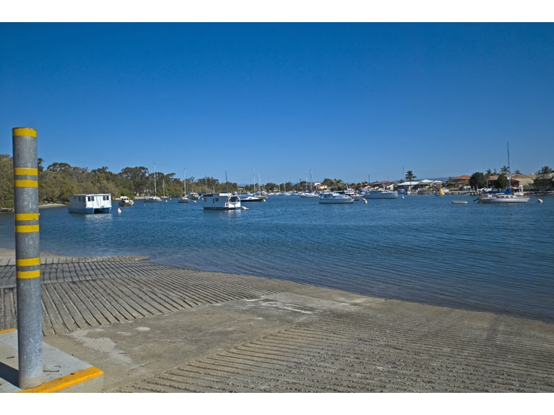 27 Nankeen Avenue, Paradise Point QLD 4216