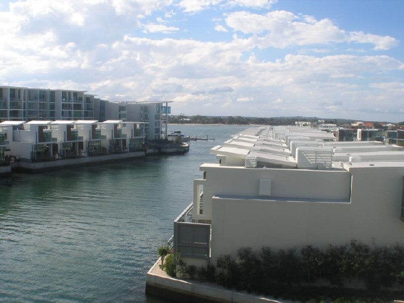 Paradise Point QLD 4216