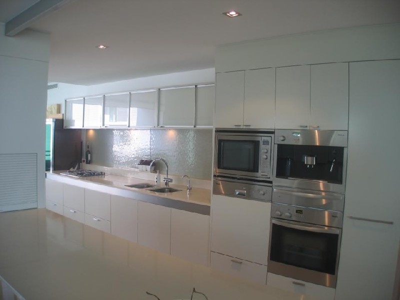 Paradise Point QLD 4216