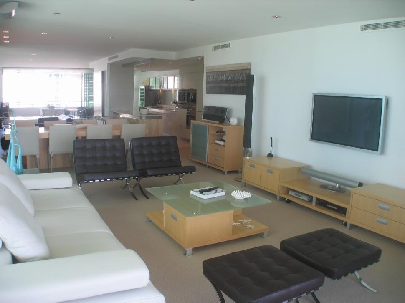 Paradise Point QLD 4216