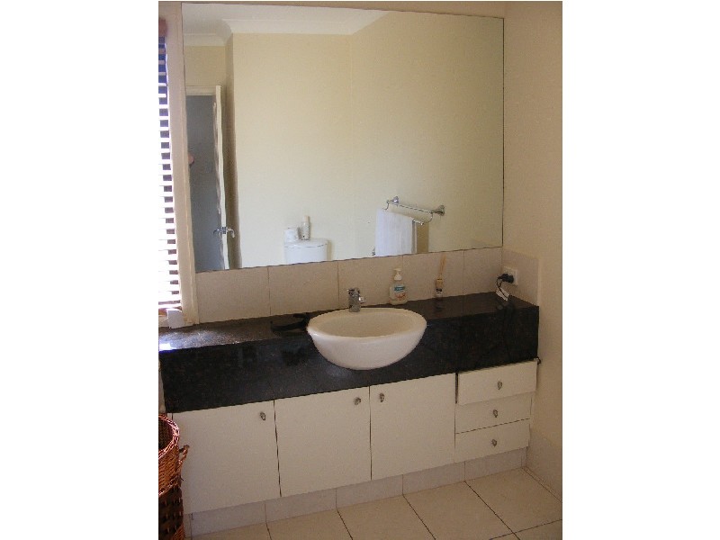 Hope Island QLD 4212