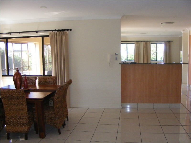 Hope Island QLD 4212