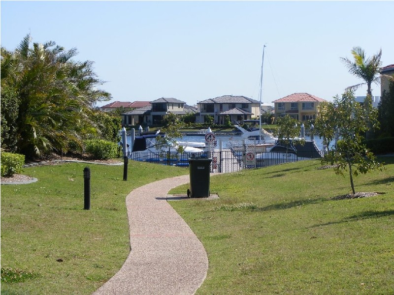 Hope Island QLD 4212