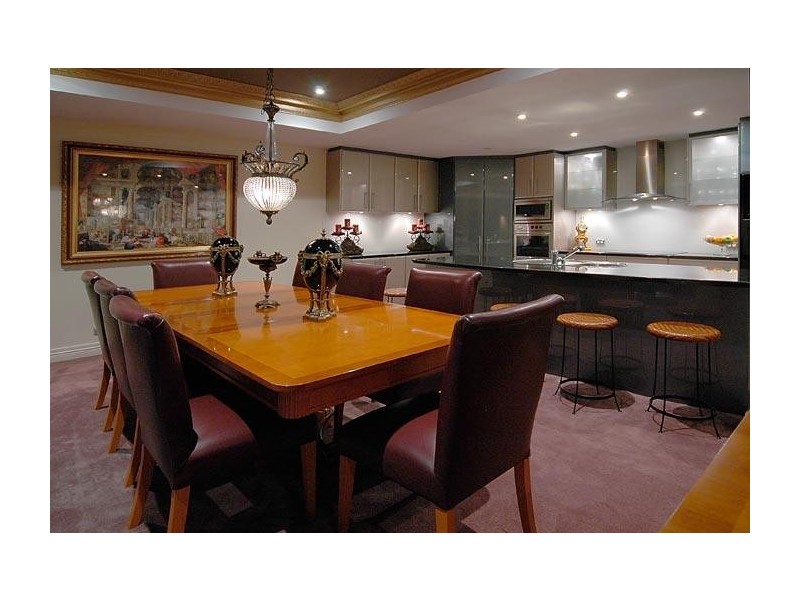 Hope Island QLD 4212