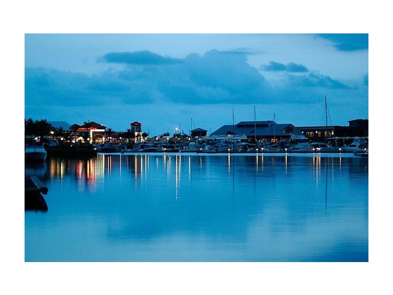 Hope Island QLD 4212