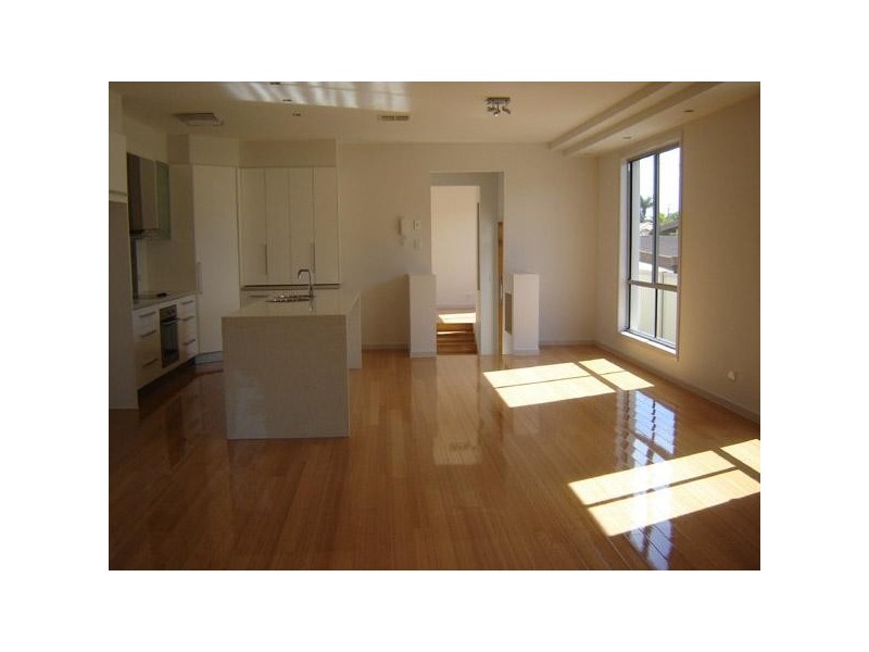 Paradise Point QLD 4216