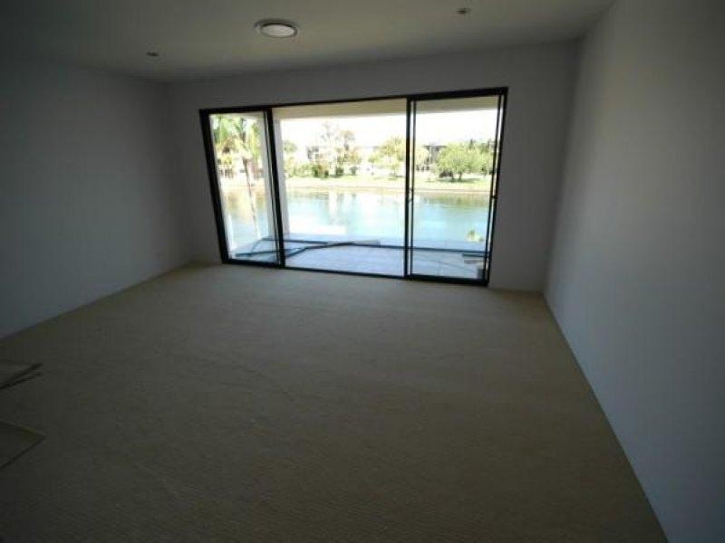 Biggera Waters QLD 4216