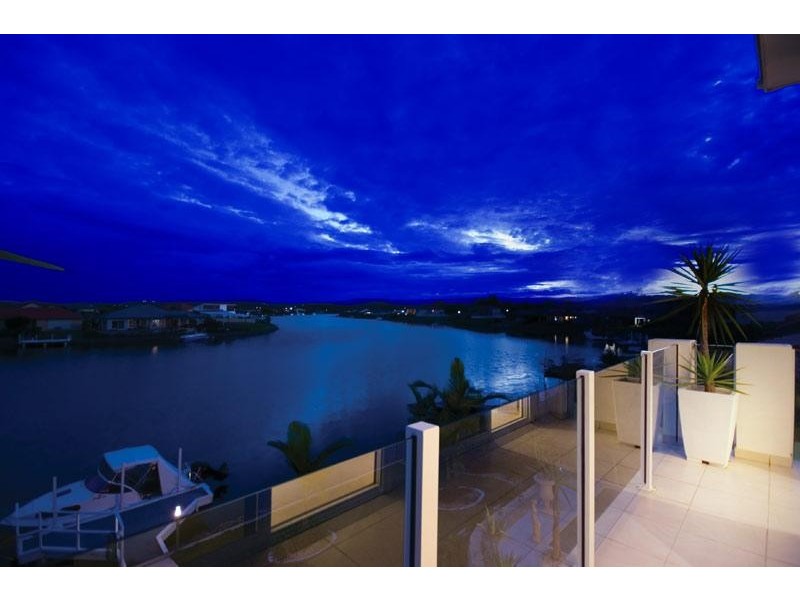 Hope Island QLD 4212