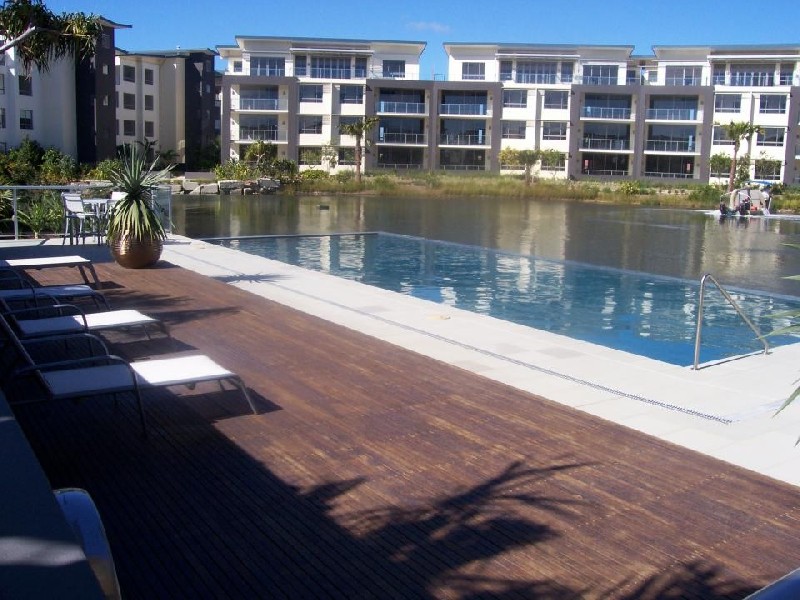 Hope Island QLD 4212