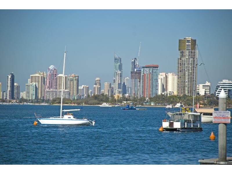 Labrador QLD 4215