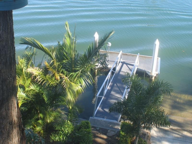 Hope Island QLD 4212