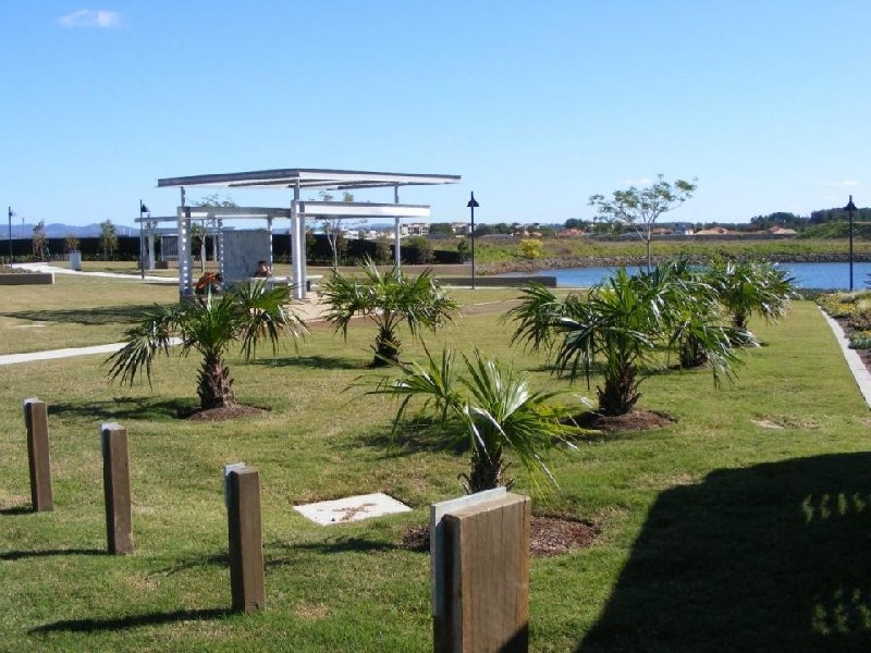 Hope Island QLD 4212