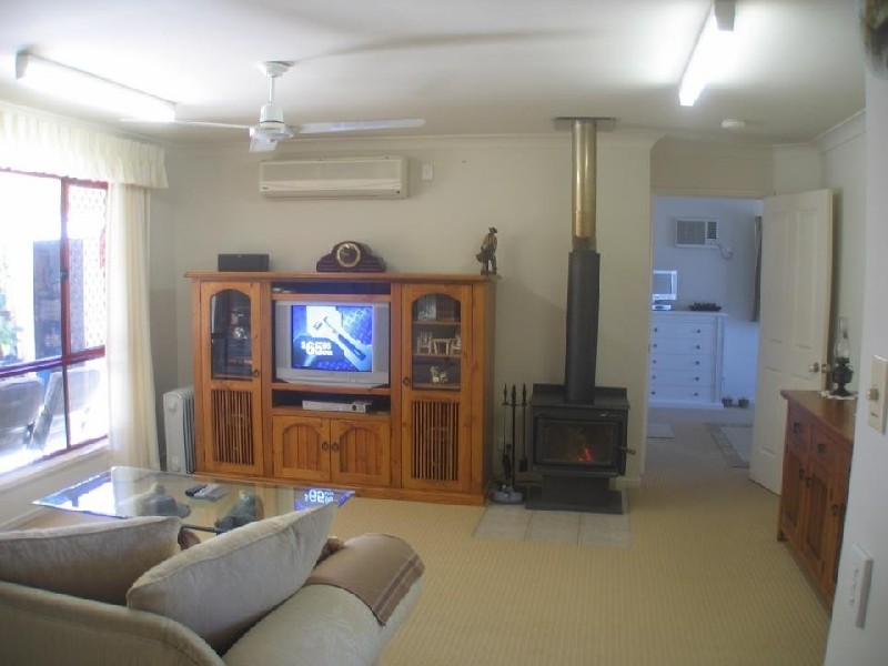 Hope Island QLD 4212