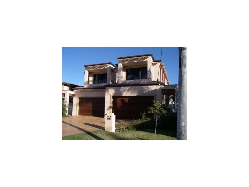 20 Killowill Ave, Paradise Point QLD 4216