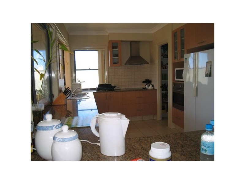 Hope Island QLD 4212